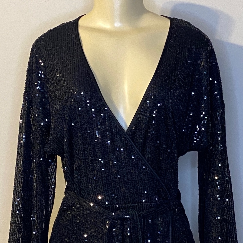 Forever 21 Black Sequin Faux Wrap Belted Dress Size L - Picture 3 of 8